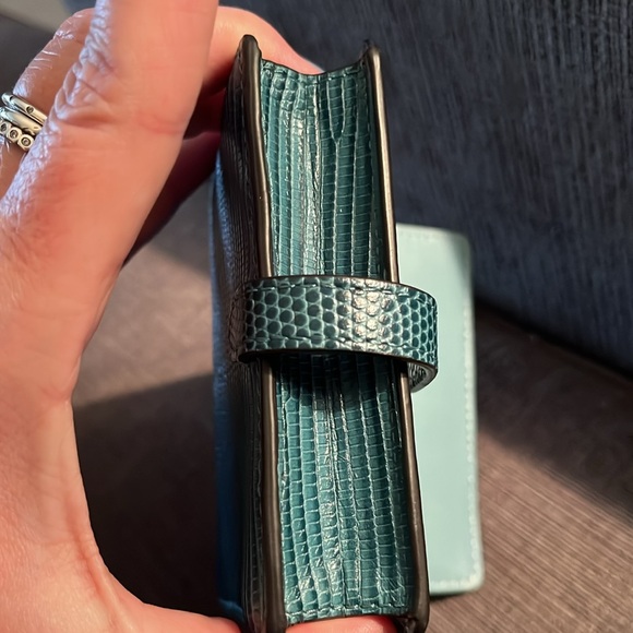 Mulberry leather coin pouch in green
Beautiful item and great quality - Picture 5 of 6